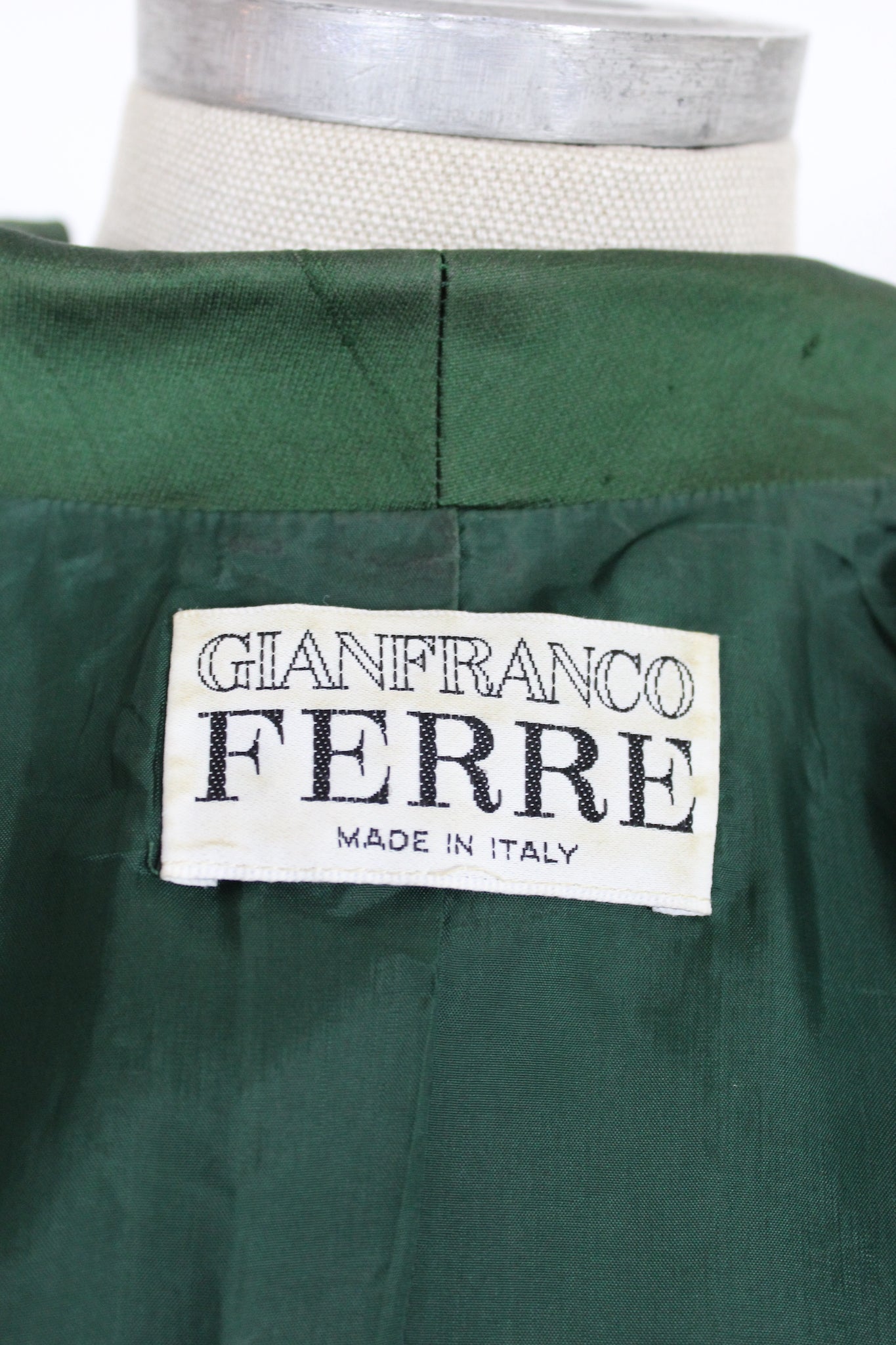 Ferrè Emerald Green Shantung Silk Jacket Vintage 90s